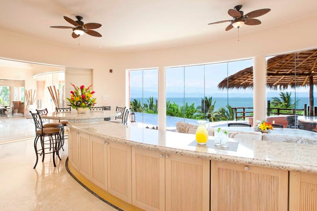 HOUSE MARIPOSA I REAL DEL MAR I LA CRUZ DE HUANACAXTLE